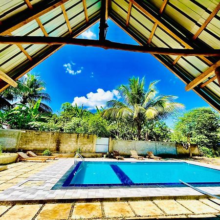 Отель Udawalawa Safari House Удавалаве Экстерьер фото